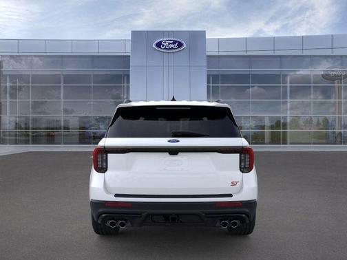 Star White Metallic Tri-Coat 2026 Ford Explorer ST