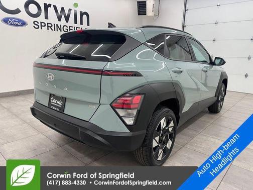 2025 Hyundai KONA SEL