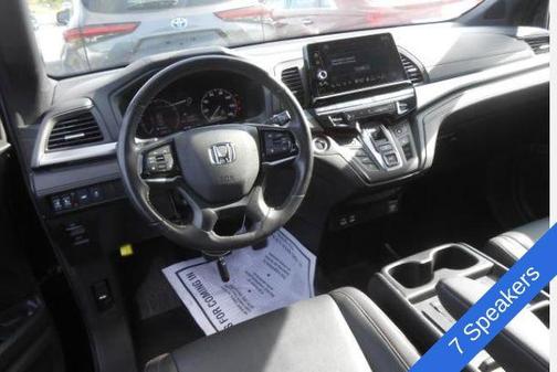 Crystal Black Pearl 2025 Honda Odyssey Sport-L