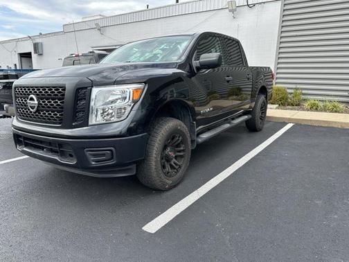 2017 Nissan Titan S