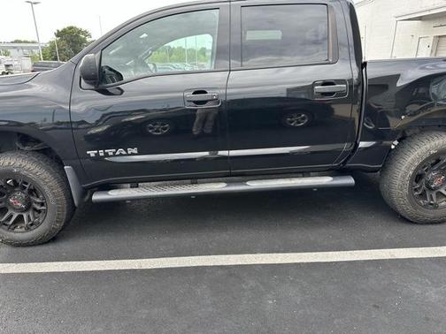 2017 Nissan Titan S