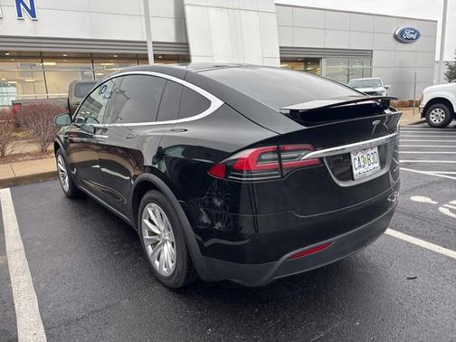 2021 Tesla Model X Long Range Dual Motor All-Wheel Drive