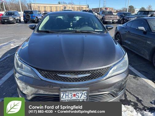 2016 Chrysler 200 LX