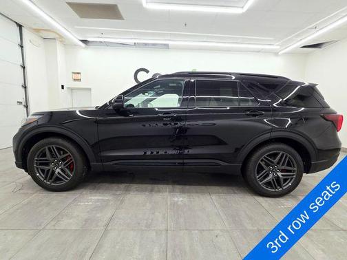 Agate Black Metallic 2026 Ford Explorer ST