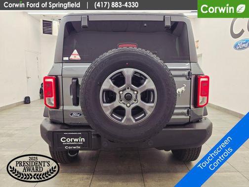 Carbonized Gray Metallic 2026 Ford Bronco Big Bend