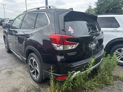 2023 Subaru Forester Touring