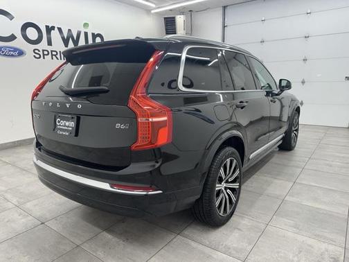 2024 Volvo XC90 B6 Plus Bright Theme 7-Seater