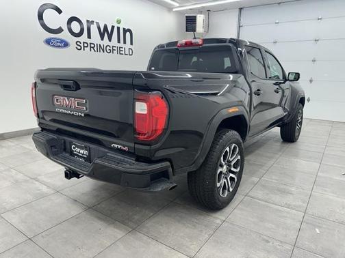 2024 GMC Canyon AT4