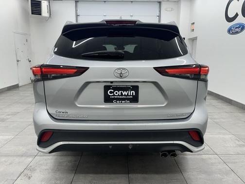 2024 Toyota Highlander XSE