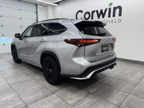 2024 Toyota Highlander XSE
