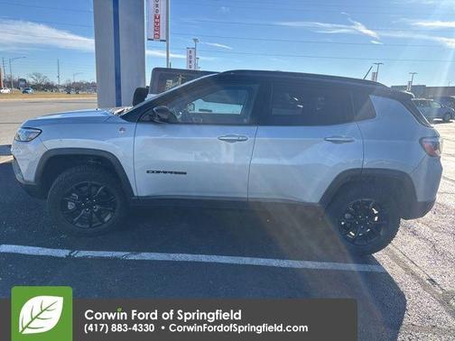 2024 Jeep Compass Trailhawk
