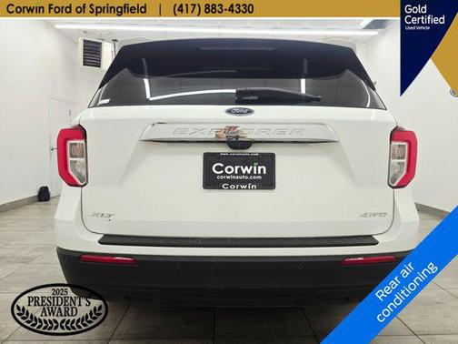 Star White Metallic Tri-Coat 2022 Ford Explorer XLT