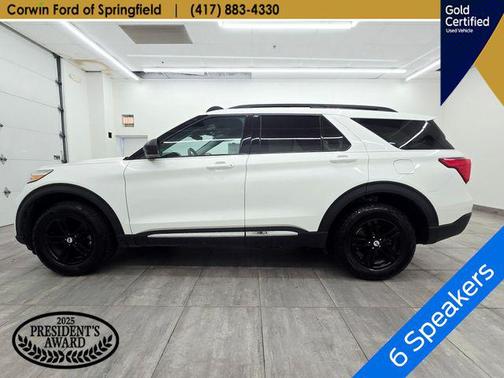 Star White Metallic Tri-Coat 2022 Ford Explorer XLT