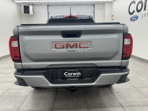 2024 GMC Canyon Denali