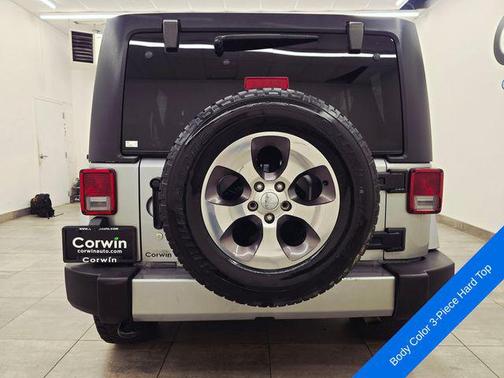 Billet Silver Metallic Clearcoat 2018 Jeep Wrangler JK Unlimited Sahara