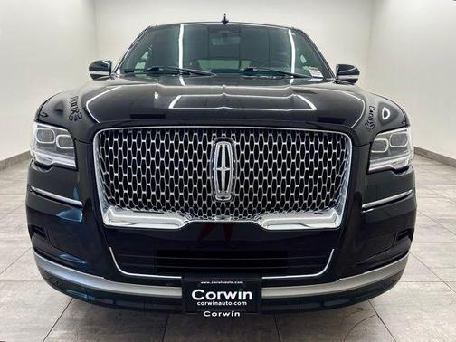 2024 Lincoln Navigator Premiere