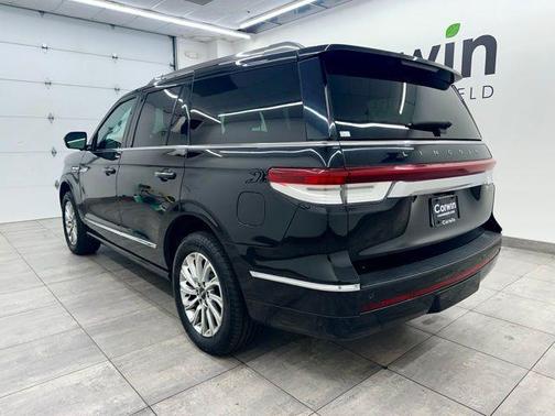 2024 Lincoln Navigator Premiere