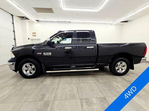 Brilliant Black Crystal Pearlcoat 2016 RAM 1500 Tradesman
