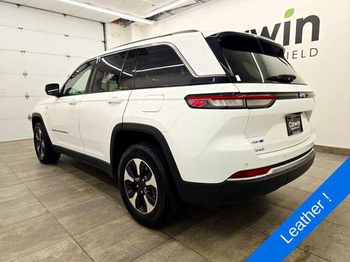 Bright White Clearcoat 2024 Jeep Grand Cherokee 4xe Base