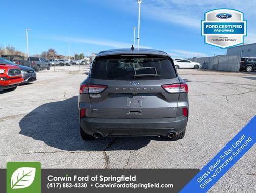 2022 Ford Escape SE