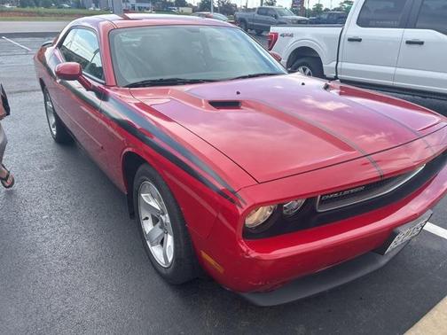 2012 Dodge Challenger SXT