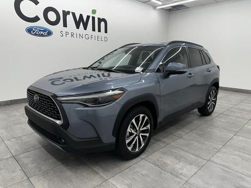 2024 Toyota Corolla Cross XLE