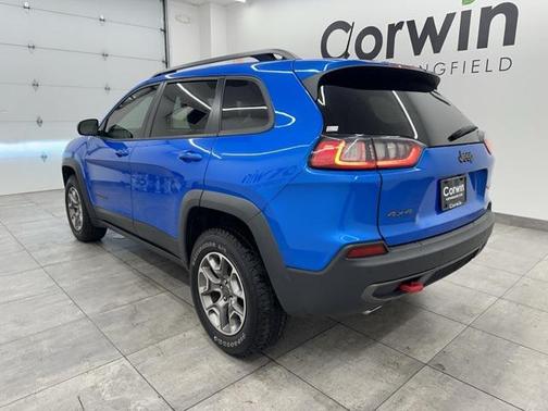 2020 Jeep Cherokee Trailhawk
