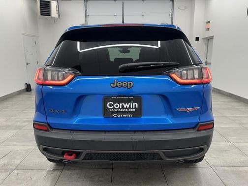 2020 Jeep Cherokee Trailhawk