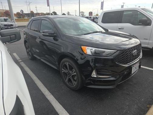 2021 Ford Edge ST