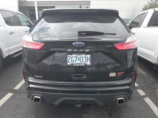 2021 Ford Edge ST