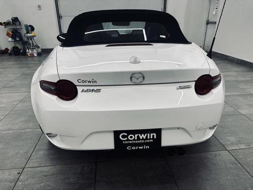 2016 Mazda MX-5 Miata Grand Touring