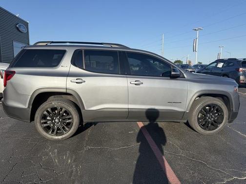 2021 GMC Acadia AWD SLT