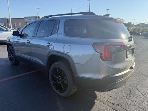 2021 GMC Acadia AWD SLT