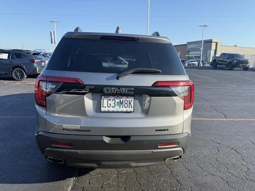 2021 GMC Acadia AWD SLT