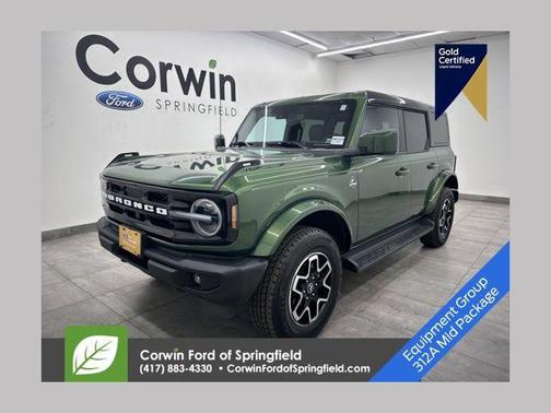 2025 Ford Bronco Outer Banks