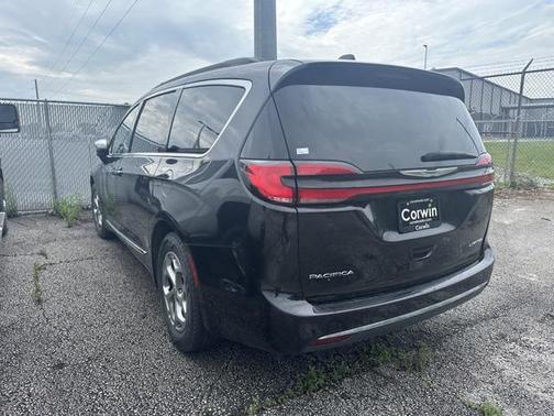 2023 Chrysler Pacifica Limited