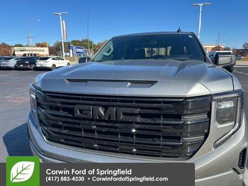 2025 GMC Sierra 1500 Elevation