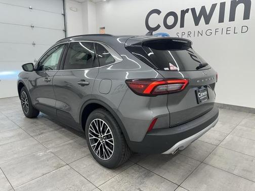 2026 Ford Escape PHEV SE