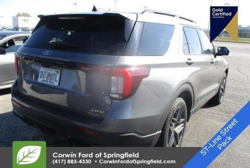 2025 Ford Explorer ST-Line
