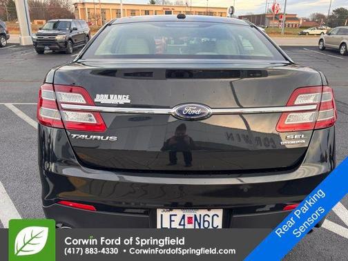 2015 Ford Taurus SEL
