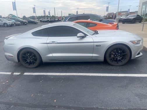2017 Ford Mustang GT Premium