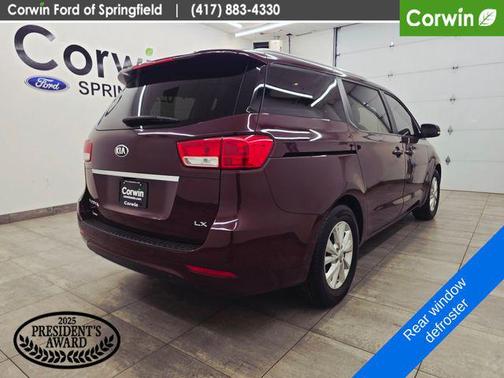 2018 Kia Sedona LX