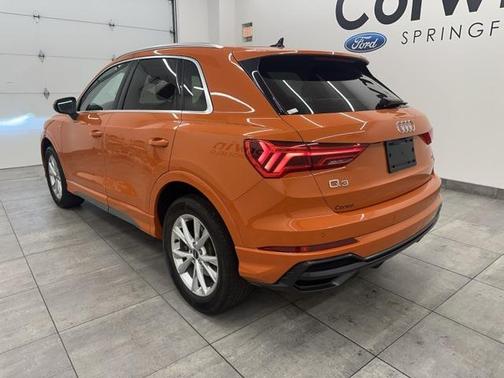 2022 Audi Q3 45 S line Premium