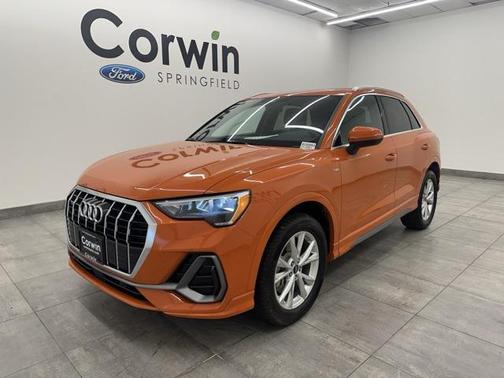 2022 Audi Q3 45 S line Premium