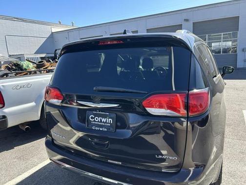 2017 Chrysler Pacifica Limited
