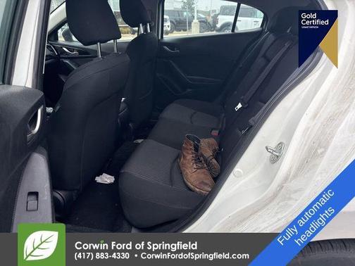 2016 Mazda Mazda3 i Touring