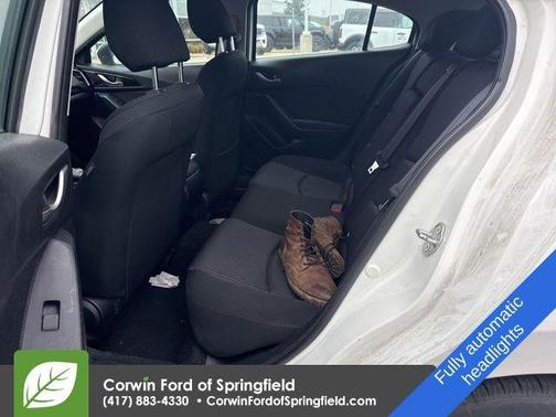 2016 Mazda Mazda3 i Touring