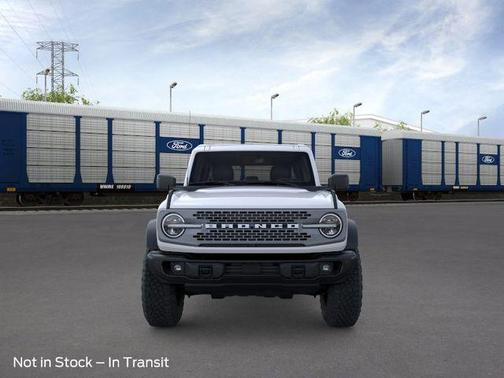 Oxford White 2026 Ford Bronco Badlands