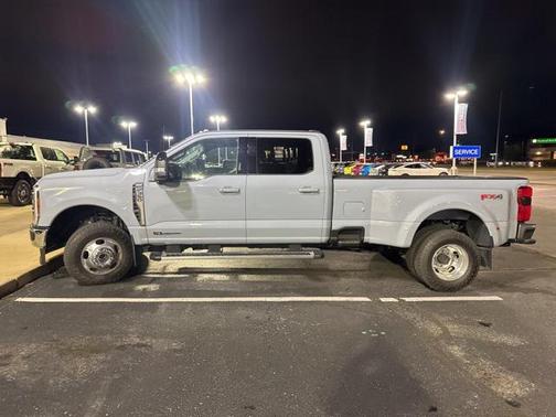 2024 Ford F-350 Lariat