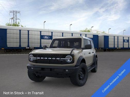 Desert Sand 2026 Ford Bronco Outer Banks